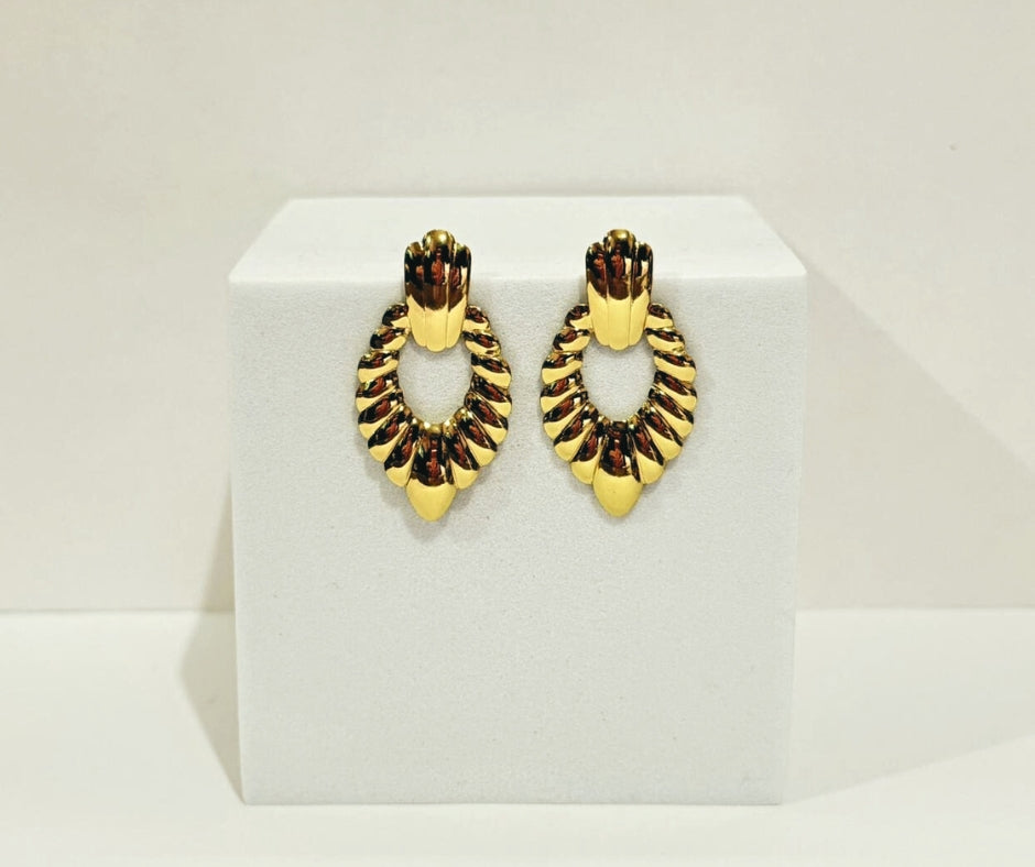 Aretes Imperial
