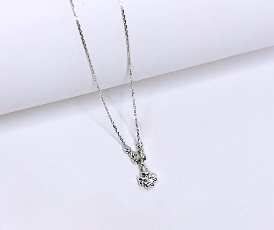 Collar Trébol