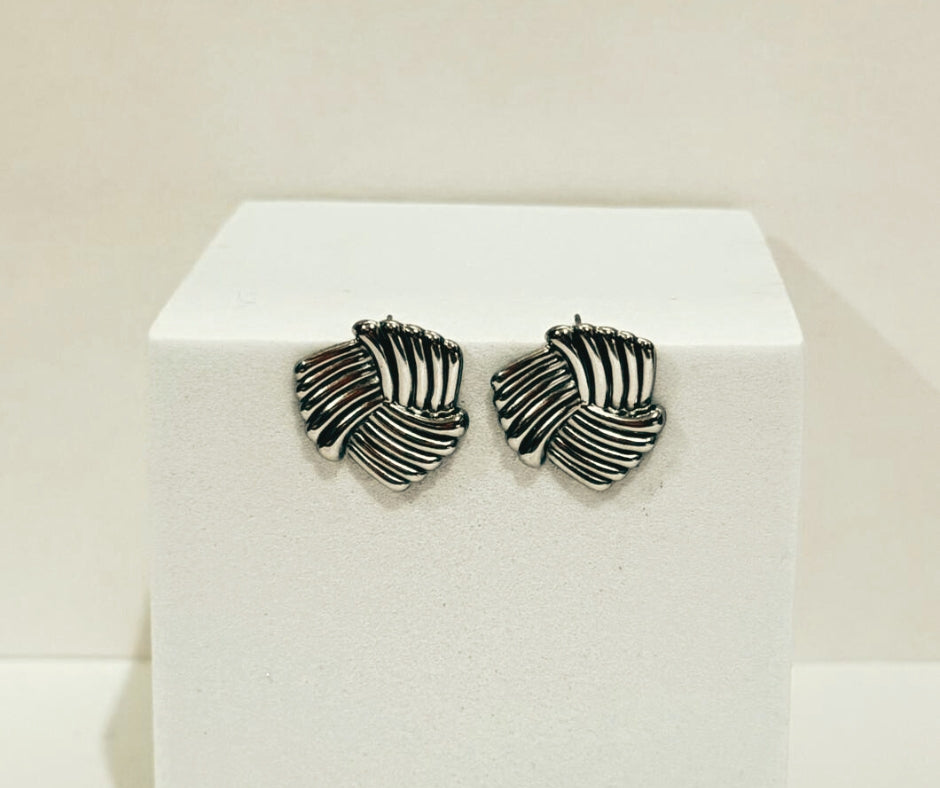 Aretes Cruzados
