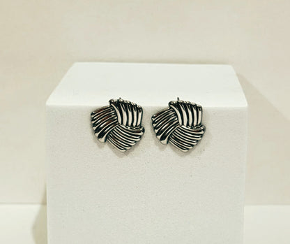 Aretes Cruzados