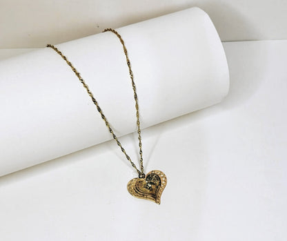 Collar Corazón espiral